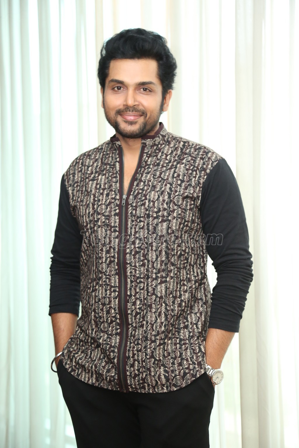Hero Karthi Japan Interview Photos